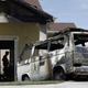 Illustration for article titled Volkswagen Van Drives Itself Into Condo While On Fire